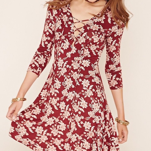 Crisscross front dress - Picture 1 of 4